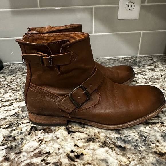 Women’s FRYE Brown Leather Ankle Boots - Picture 3 of 6